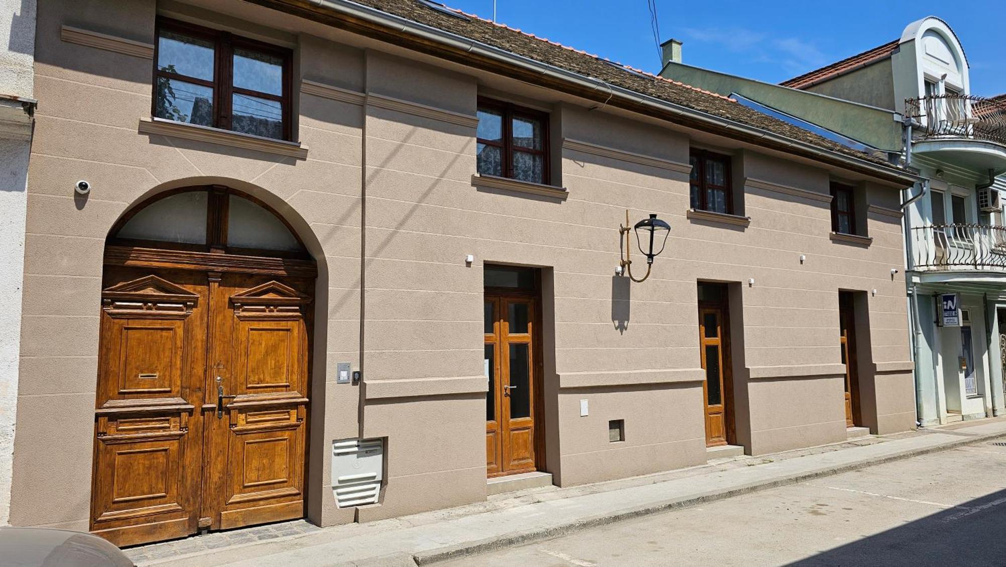 Apartments Beck - Super Central Sombor Bagian luar foto